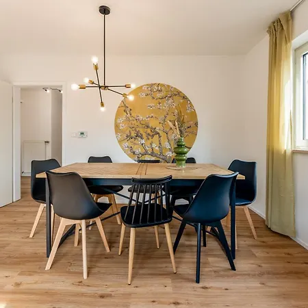 Apartamento Lexapartments Altstadt Zentral 80qm In Lorenz