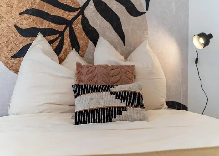 Lexapartments Altstadt Zentral 80qm In Lorenz *